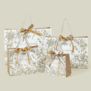 ถุงกระดาษใส่ของขวัญพร้อมโบว์ ลายBestwish ขาวทอง ไซซ์L